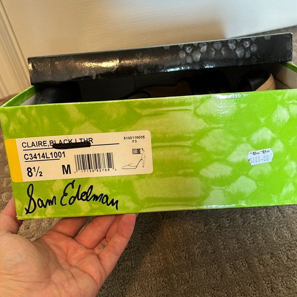 Black and gold heels - Picture 3 of 3